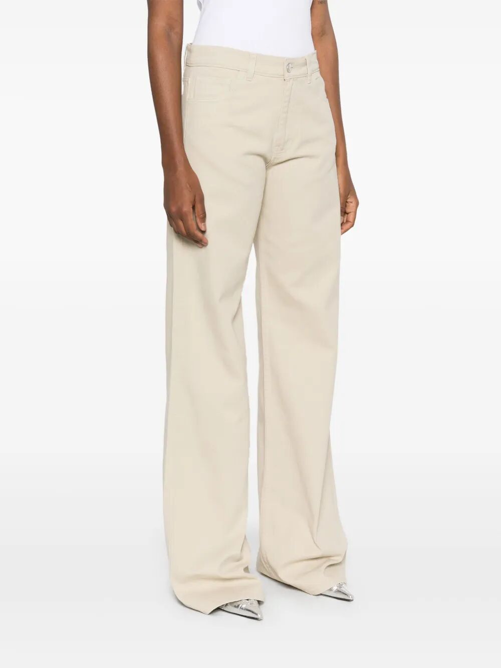 wide-leg jeans