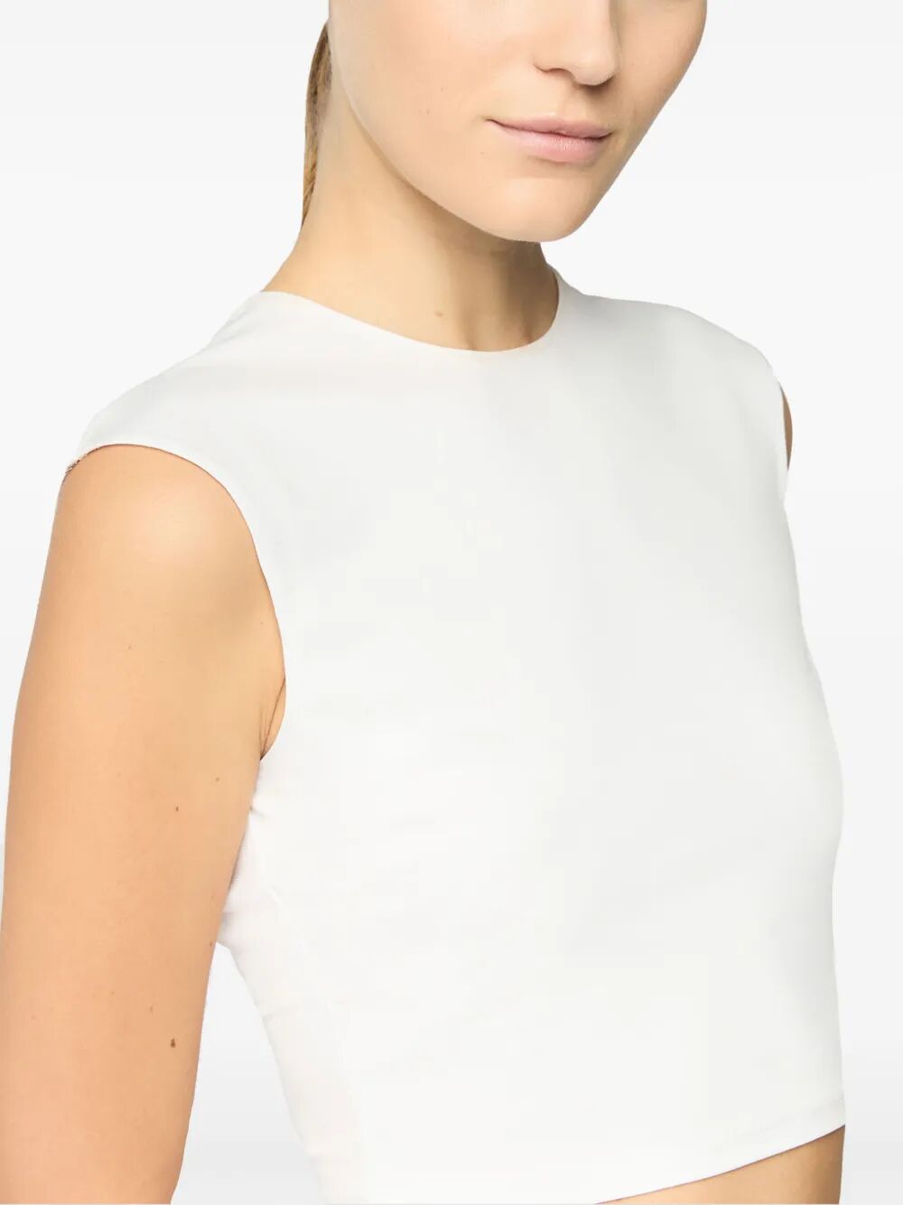sleeveless crop top