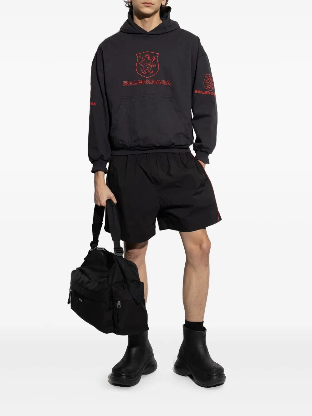 Shorts sportivi con ricamo