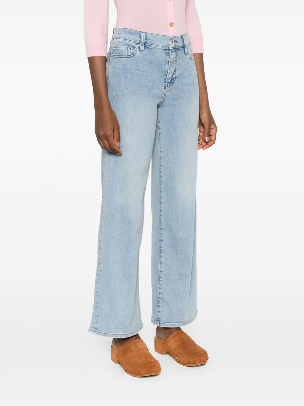 wide-leg jeans